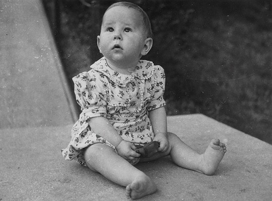 BÉBÉS D'AUTREFOIS(photos,textes)et autres(GILLES CARON : REGARD SUR LES ANNÉES 60 Aee96751