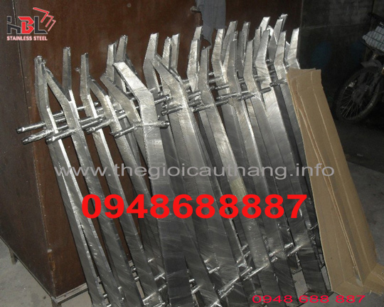 Trụ lan can inox, Trụ lan can kính, trụ lan can cầu thang inox Tru%20lan%20can%20inox%2011