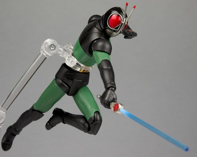 [Bandai] S.H.Figuarts Kamen Rider Black RX & Acrobatter Renewal ver.  - Página 6 0d020d38-s