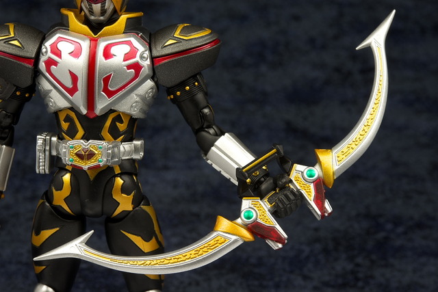 [Bandai] S.H. Figuarts | Kamen Rider Blade - KR Chalice e Shadow Chaser 62b0e1e2-s