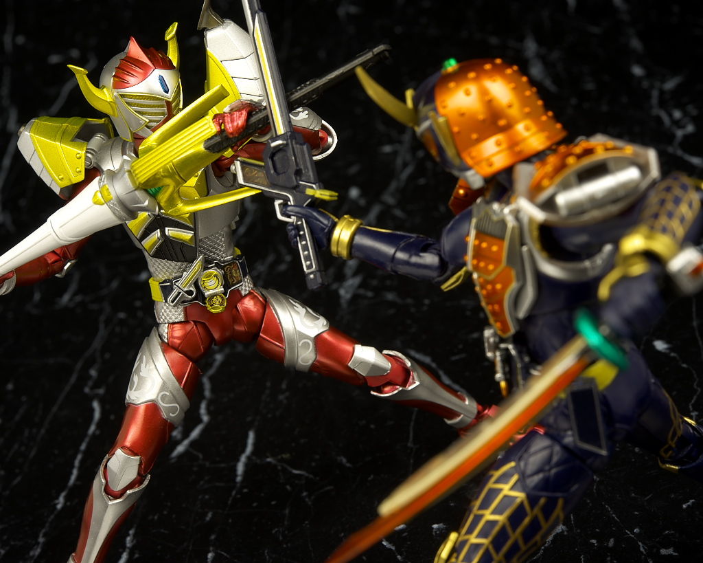 [Bandai][Tópico Oficial] S.H.Figuarts | Kamen Rider Gaim - Sigurd Cherry Energy Arms - Página 13 B458e52f