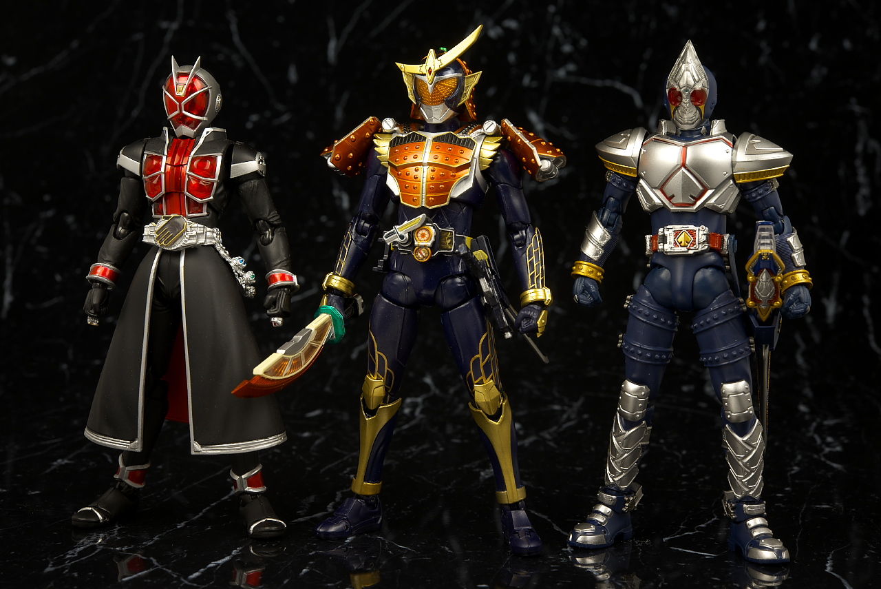 [Bandai][Tópico Oficial] S.H.Figuarts | Kamen Rider Gaim - Sigurd Cherry Energy Arms - Página 13 Caecbea7