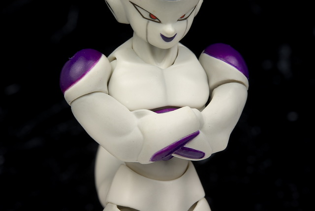 [BANDAI] [Tópico Oficial] Dragon Ball Z - S.H. Figuarts: Piccolo (Special Color Edition) - Página 3 D7170cc2-s