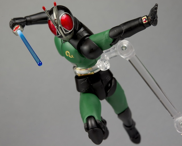 [Bandai] S.H.Figuarts Kamen Rider Black RX & Acrobatter Renewal ver.  - Página 6 E074c309-s