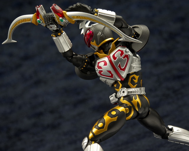 [Bandai] S.H. Figuarts | Kamen Rider Blade - KR Chalice e Shadow Chaser F0ae2647-s