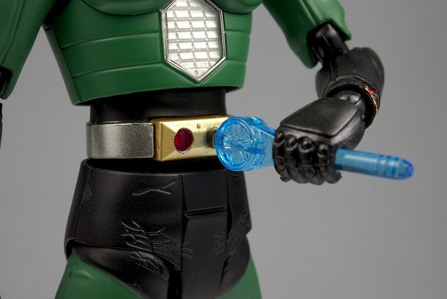 [Bandai] S.H.Figuarts Kamen Rider Black RX & Acrobatter Renewal ver.  - Página 6 F3e8b3c5-s