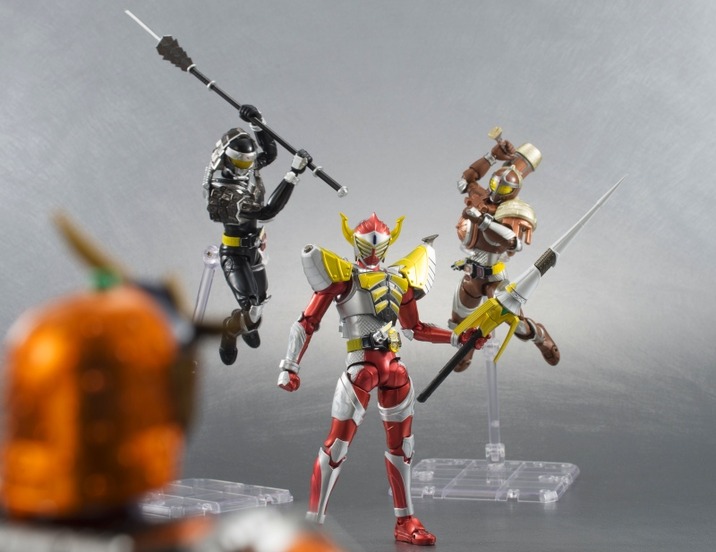 [Bandai][Tópico Oficial] S.H.Figuarts | Kamen Rider Gaim - Sigurd Cherry Energy Arms - Página 8 878b56fc-s