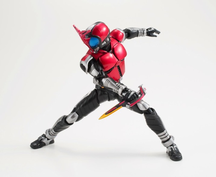 [Bandai] S.H.Figuarts Kamen Rider Kabuto - Renewal Ver. - Página 5 Cf9ea522-s