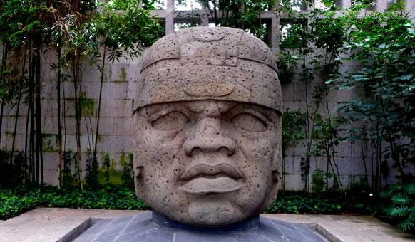 La civilisation olmèque - Mexique - Amérique centrale Olmec-Head