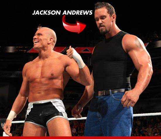 Ronda de noticias 0806-jackson-andrews-wwe-1