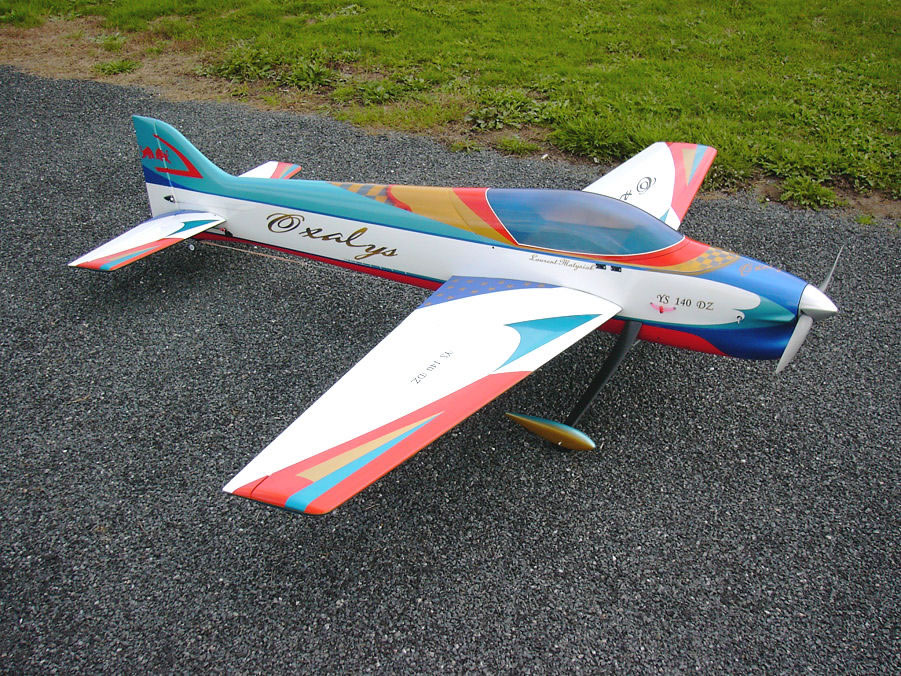 Extra 330S 3m CARF avec ZDZ 160 champion Oxalys3_JPG