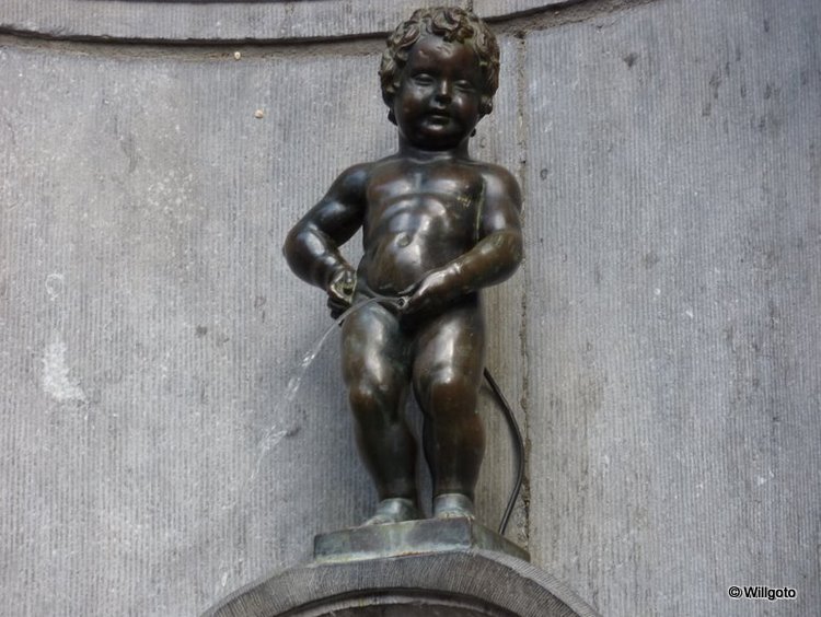 Jeu Alacon - Page 4 Belgique_Bruxelles_Manneken_Pis_4bbca7a3fd68461cb7e3be0b7ad11158