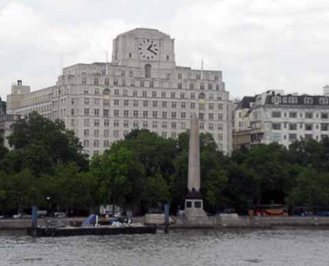 La aguja de Cleopatra  en Londres Cleopatras-needle1