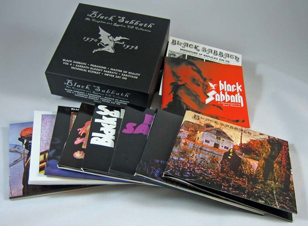 Black Sabbath: Discografía comentada. Hoy "BLACK SABBATH" (el primero) - Página 2 1317498127_bs-3