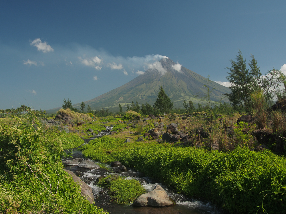 Mont Mayon P4110470-1