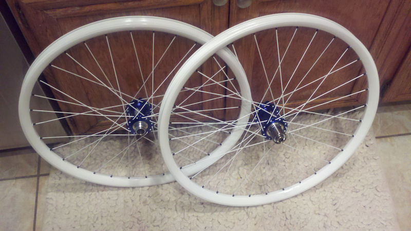 BRAND NEW HADLEY WHEELSET BLUE WHITE sold P4pb6470645