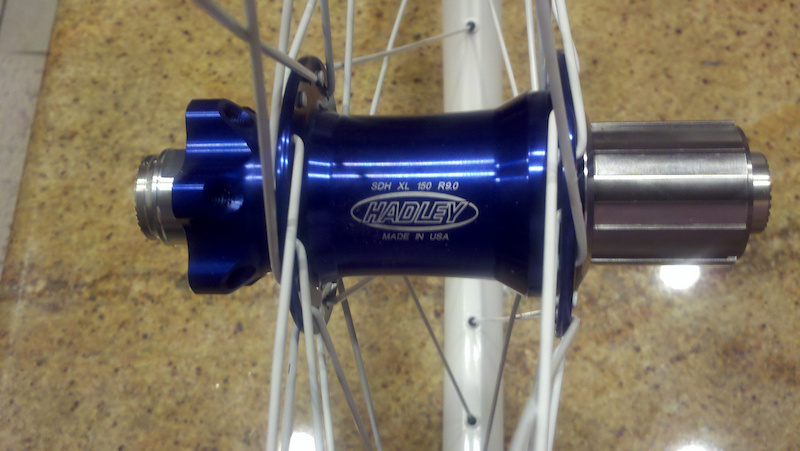 BRAND NEW HADLEY WHEELSET BLUE WHITE sold P4pb6470646