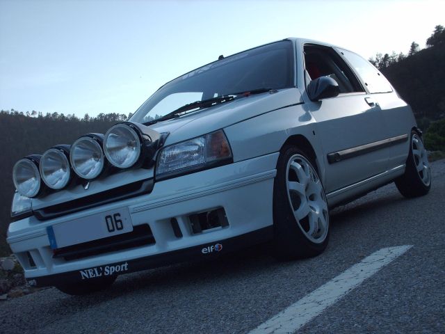 Ma clio 16V a la sauce rallye ( Mise a jour p.1 ) HPIM0563