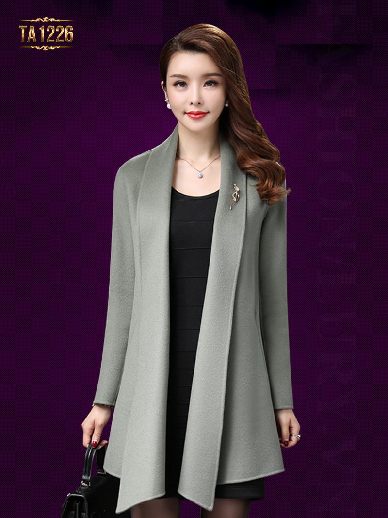 Thời trang nữ: Phong cách khỏe khoắn, tôn dáng cùng áo khoác dạ ngày đông Ao-khoac-da-tron-cao-cap-TA1226-ghi-0