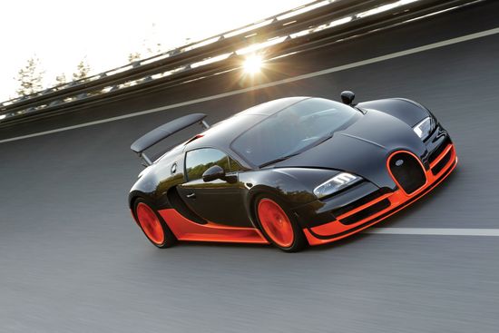  اسرع سيارة في العالم ........ Bugatti-veyron-super-sports-3