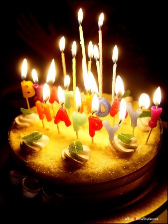 Bon anniversaire Redmoon !!! 4a2ks0fk