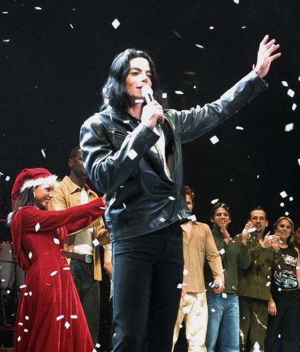 Lista das ações de caridade de Michael Jackson Ap_michael_jackson_trajetoria_f_020