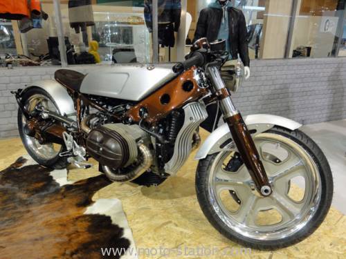 BMW NineT Georg Meier : Le clin d'oeil d'Odyssey Motorcycles Bmw_ninet_georg_meier_une-500x375