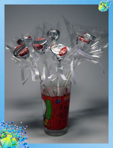 s اصيص الورد من صنعك Flower-gifts-christmas-chocolates-bouquets-candy-make-handmade-11vakenok_buket10