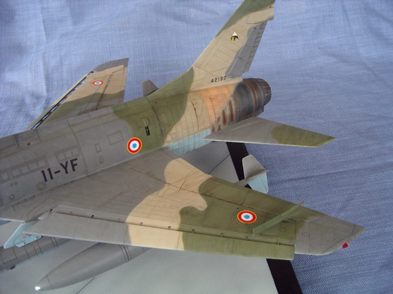 F-100 français trumpeter 1/32 F-100-45