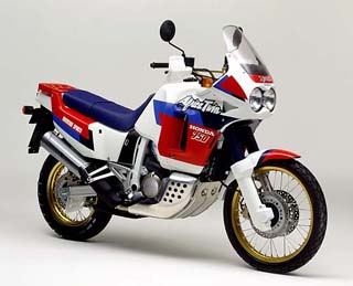 La moto qui vous fait envie ? Honda_africa_twin_750_RD04