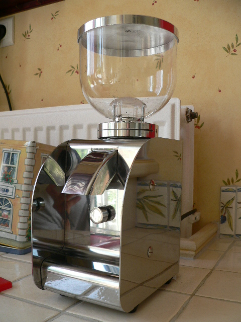 [TEST] Isomac Giada Deluxe/Moulin à café Isomac Granmacinino P1020610