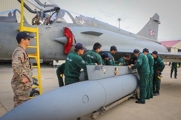 FUERZA AÉREA DE PERÚ - Página 33 Mirage2000_EcodexIX_ago2019_FuerzaAereaPeru_02_600px