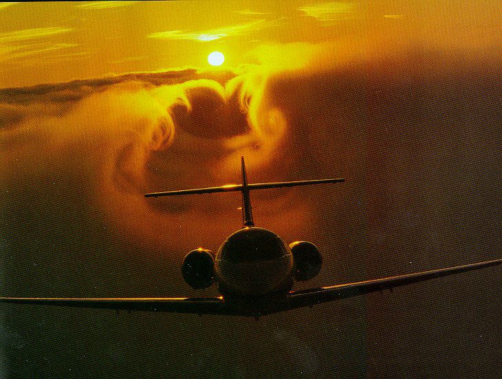 El misterioso vuelo 502 y la nube que detuvo el tiempo Avion