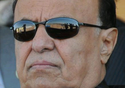 هادي ضيع على نفسه فرصه كبيره بعدم المشاركة في صلاة العيد بـ6 Abdrabbomansourhady