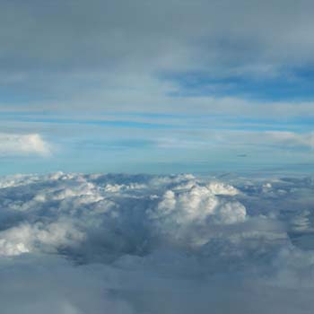 La tête dans les nuages... 10