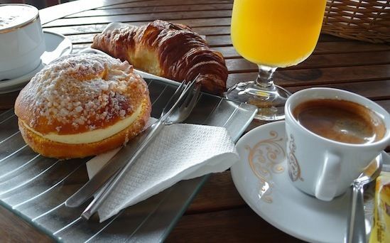 bonjour !!! - Page 64 Le-cafe-vanille-ma-tasse-preferee-du-petit-matin