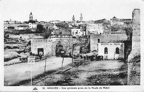 Meknès, la Ville Ancienne et les 2 Mellahs - 3 - Page 6 Porte-du-Mellah-Droit-de-Porte-de-Mekn%C3%A8s-500x320