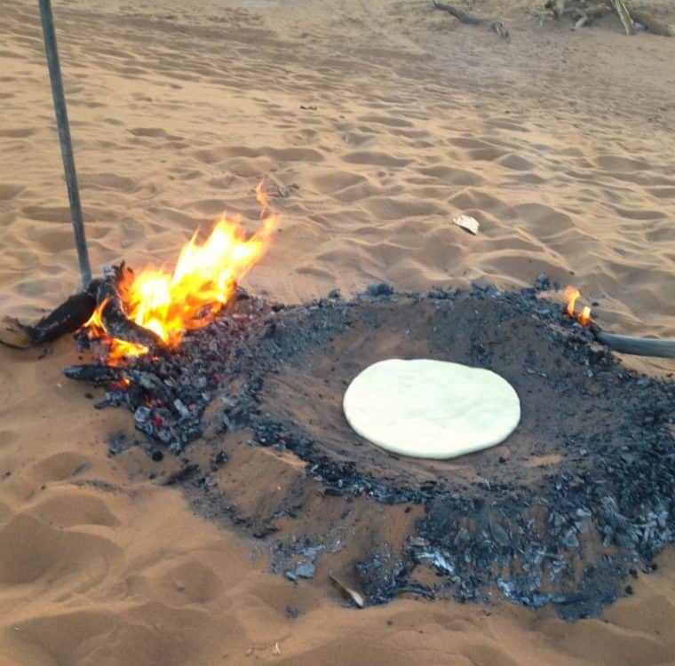 Pan Beduino. Dough-in-the-Coals