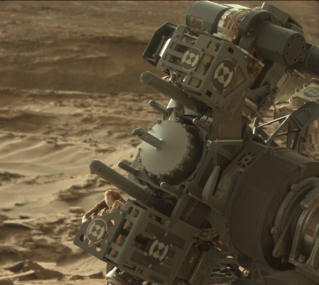 MARS: CURIOSITY u krateru  GALE  - Page 42 1332ML0063930000600019E01_DXXX-br2