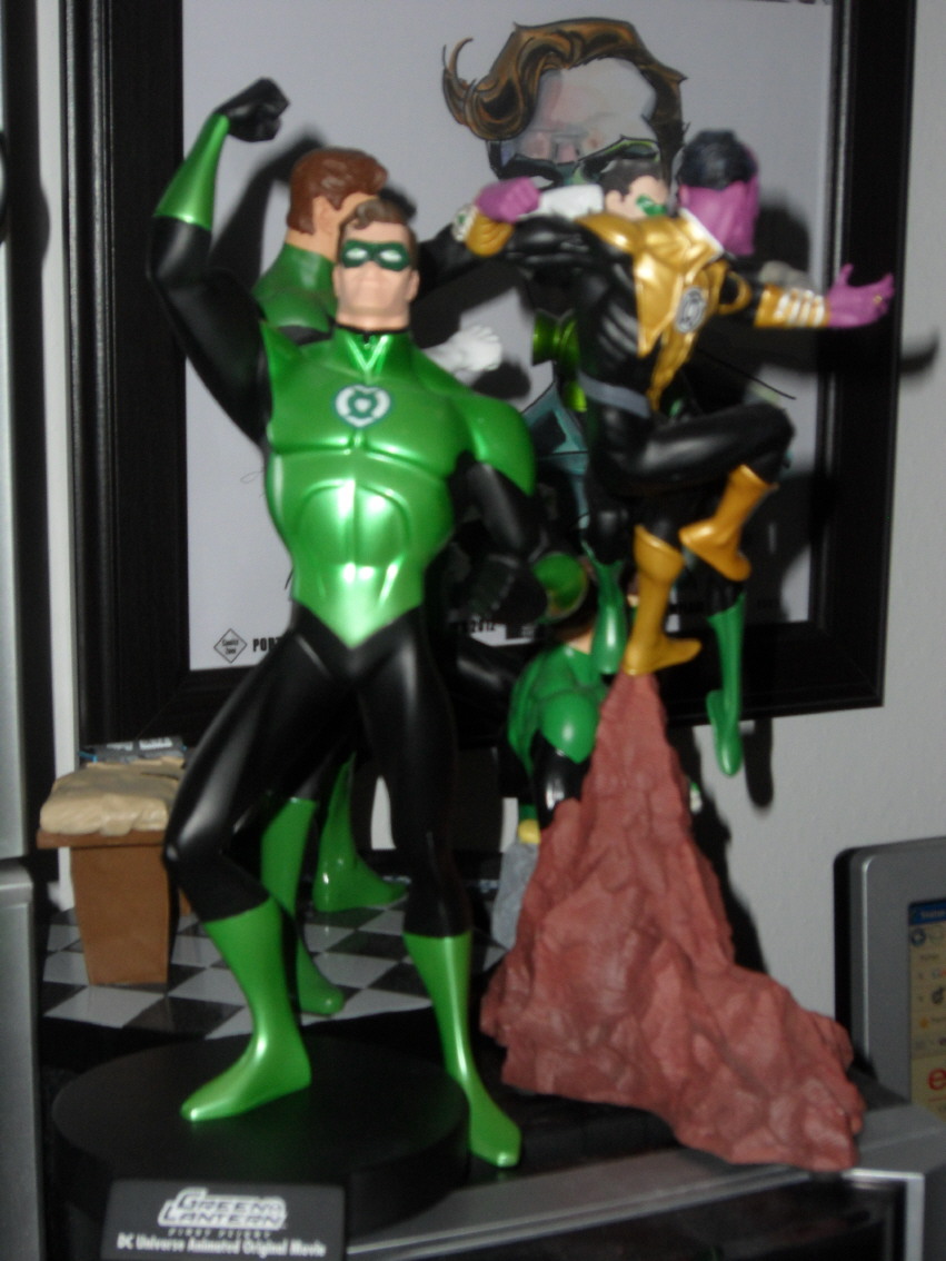 GREEN GALLERY - Page 5 GREEN_LANTERN_dvd_Movie_Maquette_Statue_DC_DIRECT_FIRST_FLIGHT_JLA_5