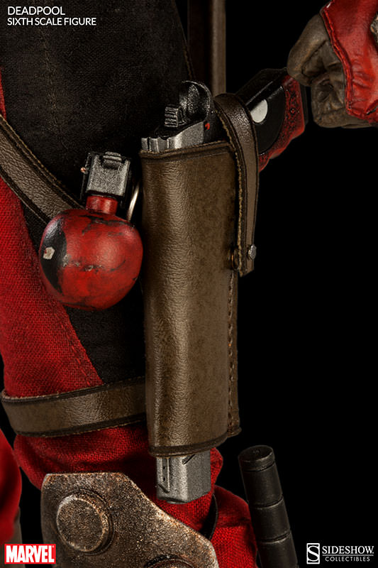 Action Figures: Marvel, DC, etc. - Página 2 Sideshow-Deadpool-Figure-Pistol-Holster-Close-Up