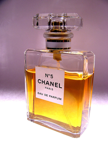 El hilo del Perfume - Página 2 Chanel