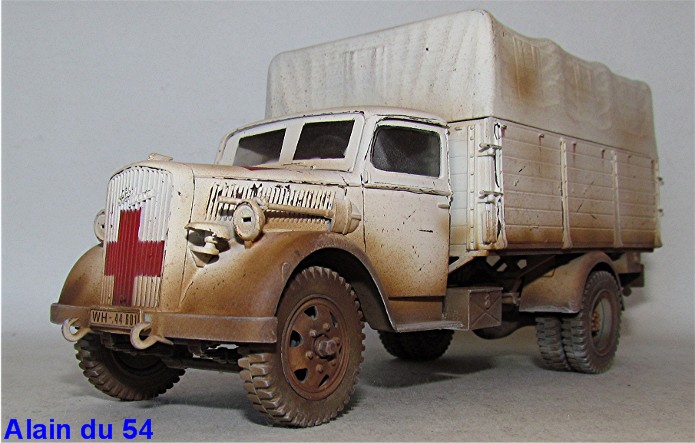 OPEL BLITZ 1/35 italeri IMG_2762