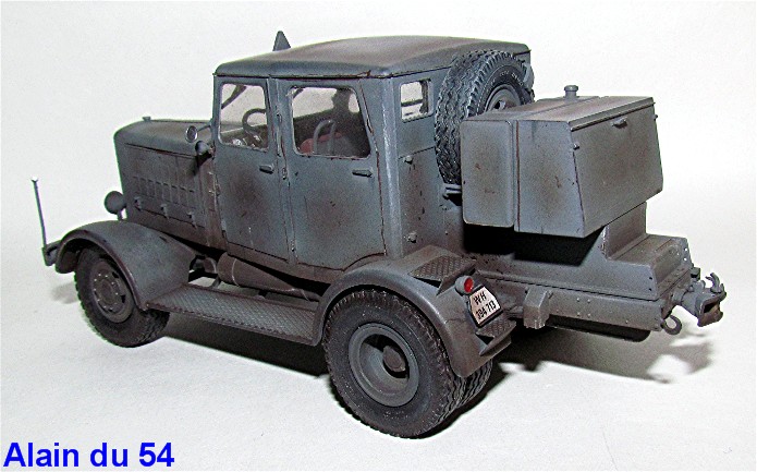 Hanomag SS-100 1/35 Takom IMG_6853