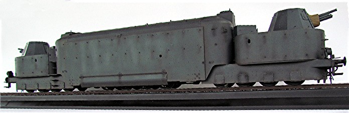 German Armored Train Panzertriebwagen n° 16 Trumpeter 1/35 FINI - Page 2 IMG_1058