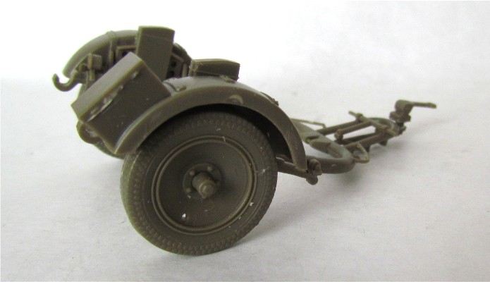 60cm Flakscheinwerfer mit Sd.Ah.51  AFV Club 1/35 FINI 002