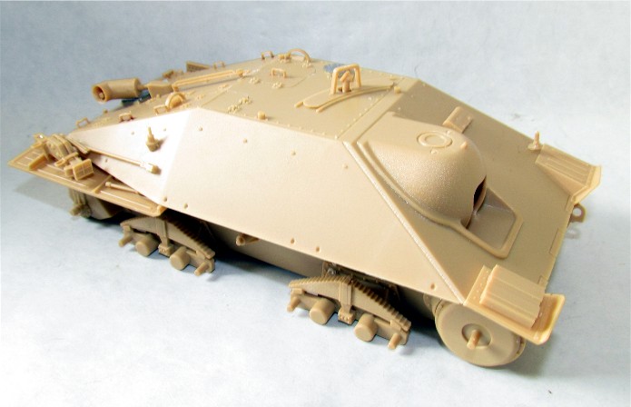 Jagdpanzer 38(t) Hetzer Prague 1945 academy 1/35 FINI 025