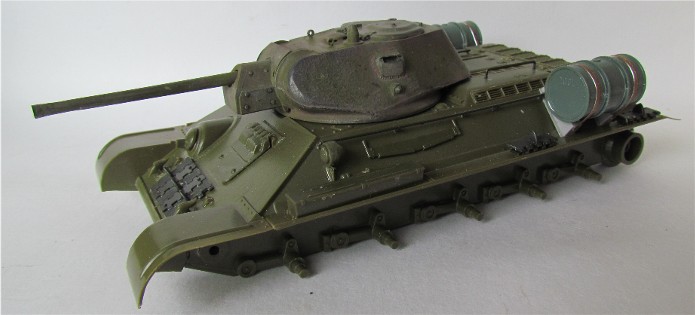 T-34 76mm Mle 43 rouleaux déminage 1/35 Zvezda FINI IMG_4591