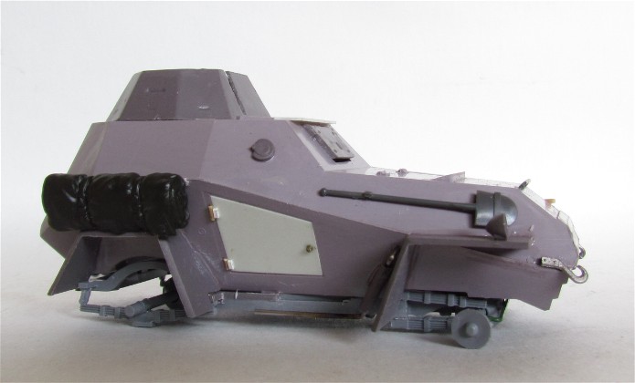 BEUTE BA-64 B  small armoured car AER 1/35 FINI IMG_0065