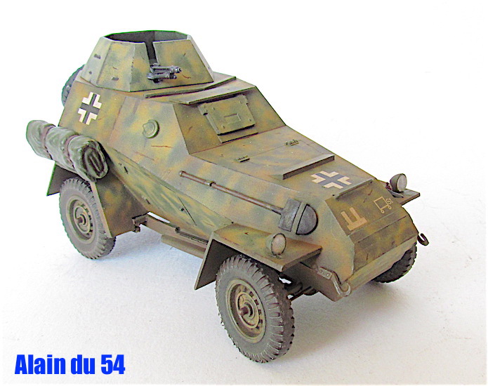 BEUTE BA-64 B  small armoured car AER 1/35 FINI IMG_0128